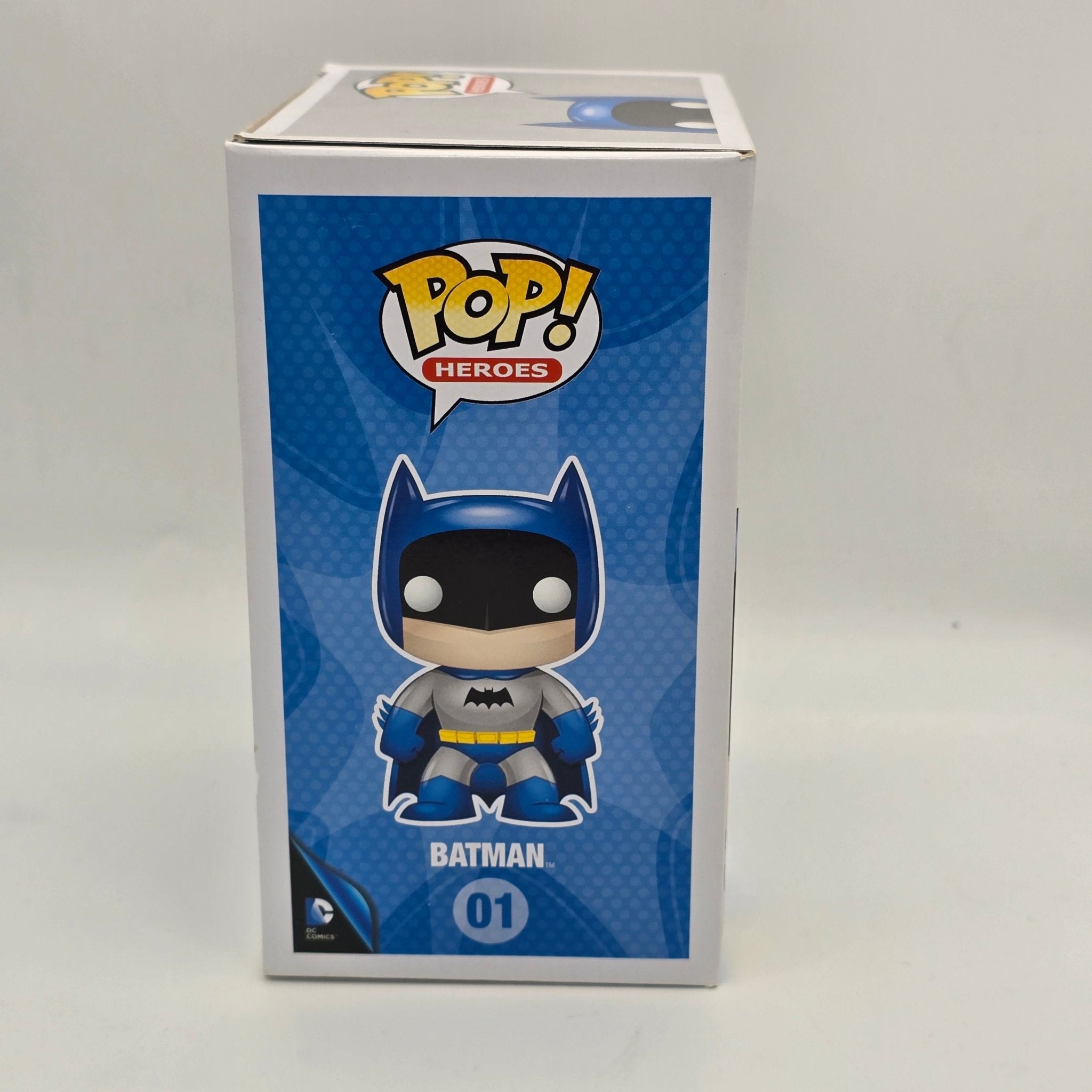 DC Super Heroes - Batman (Blue Suit) - 01 - Underground Toys Exclusive - Funko Pop!
