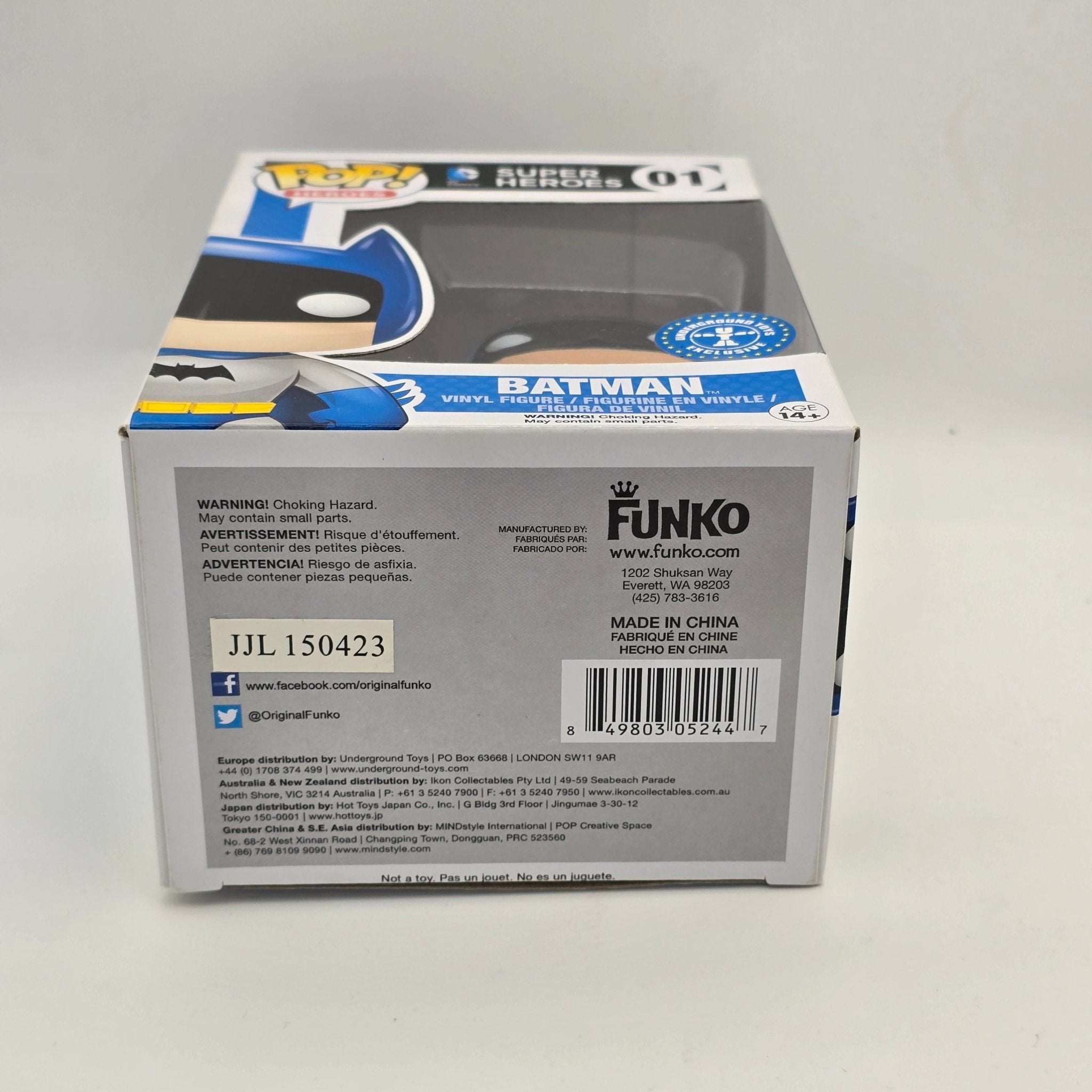 DC Super Heroes - Batman (Blue Suit) - 01 - Underground Toys Exclusive - Funko Pop!