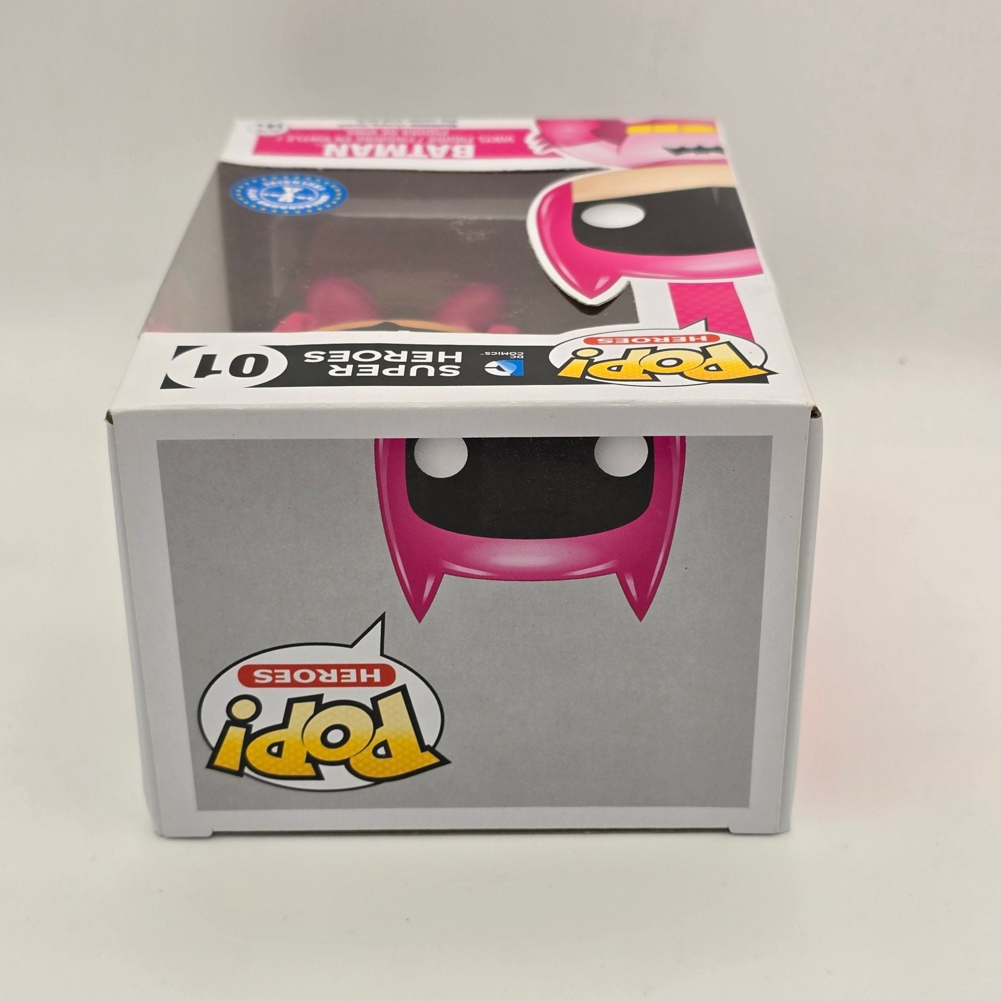 DC Super Heroes - Batman (Pink Suit) - 01 - Underground Toys Exclusive - Funko Pop!