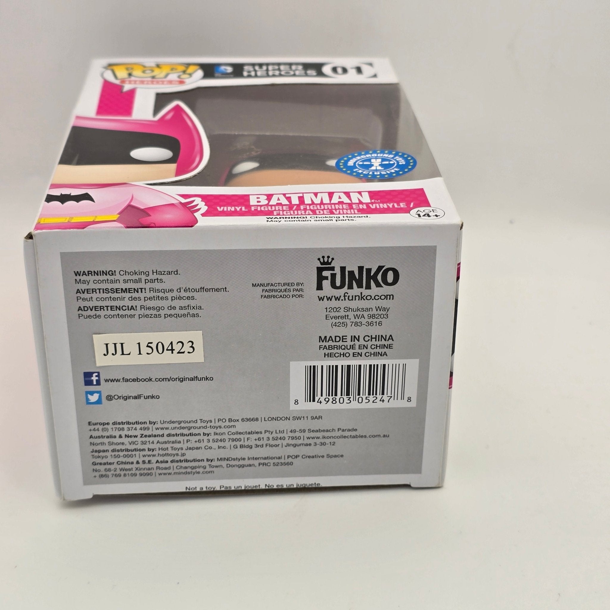 DC Super Heroes - Batman (Pink Suit) - 01 - Underground Toys Exclusive - Funko Pop!