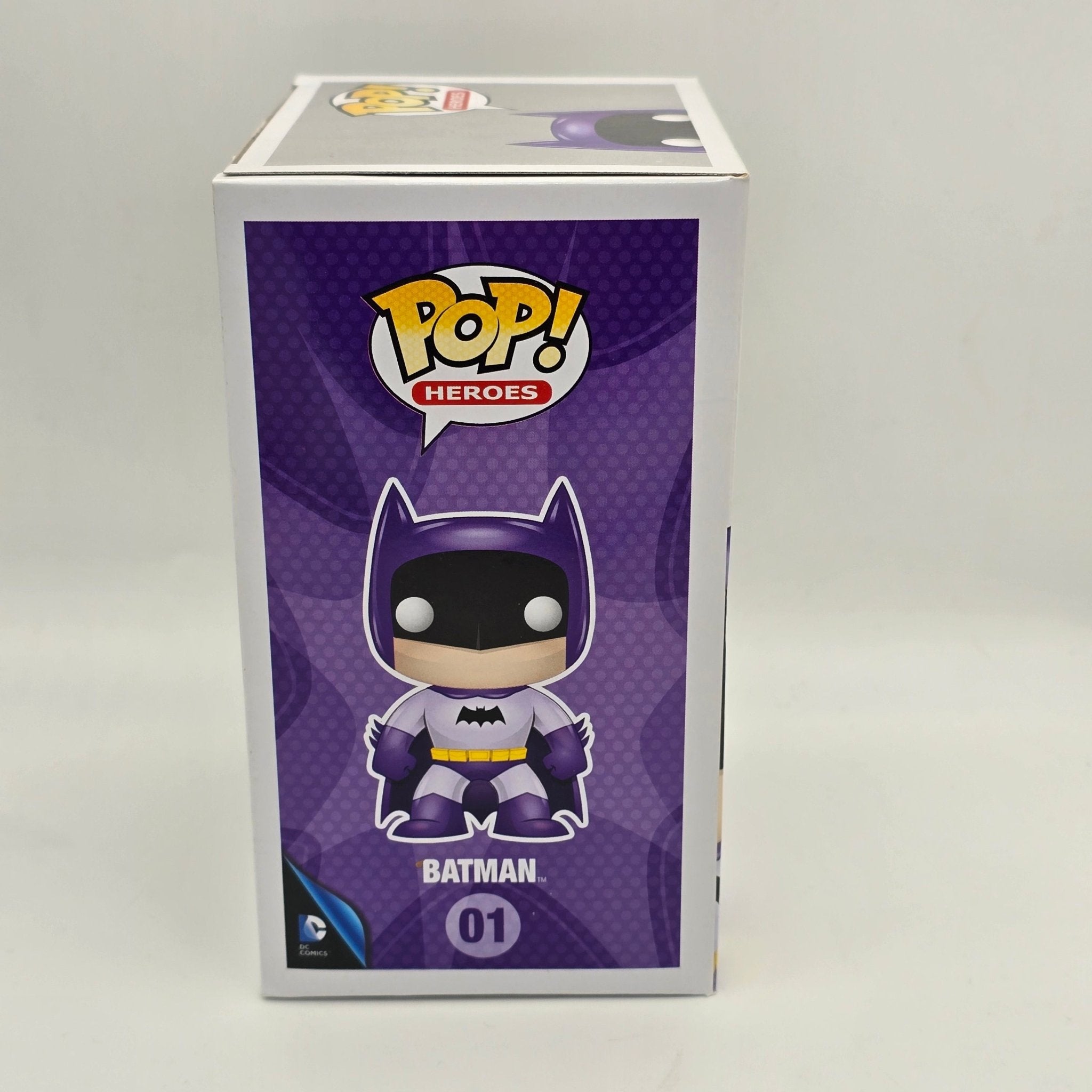 DC Super Heroes - Batman (Purple Suit) - 01 - Underground Toys Exclusive - Funko Pop!