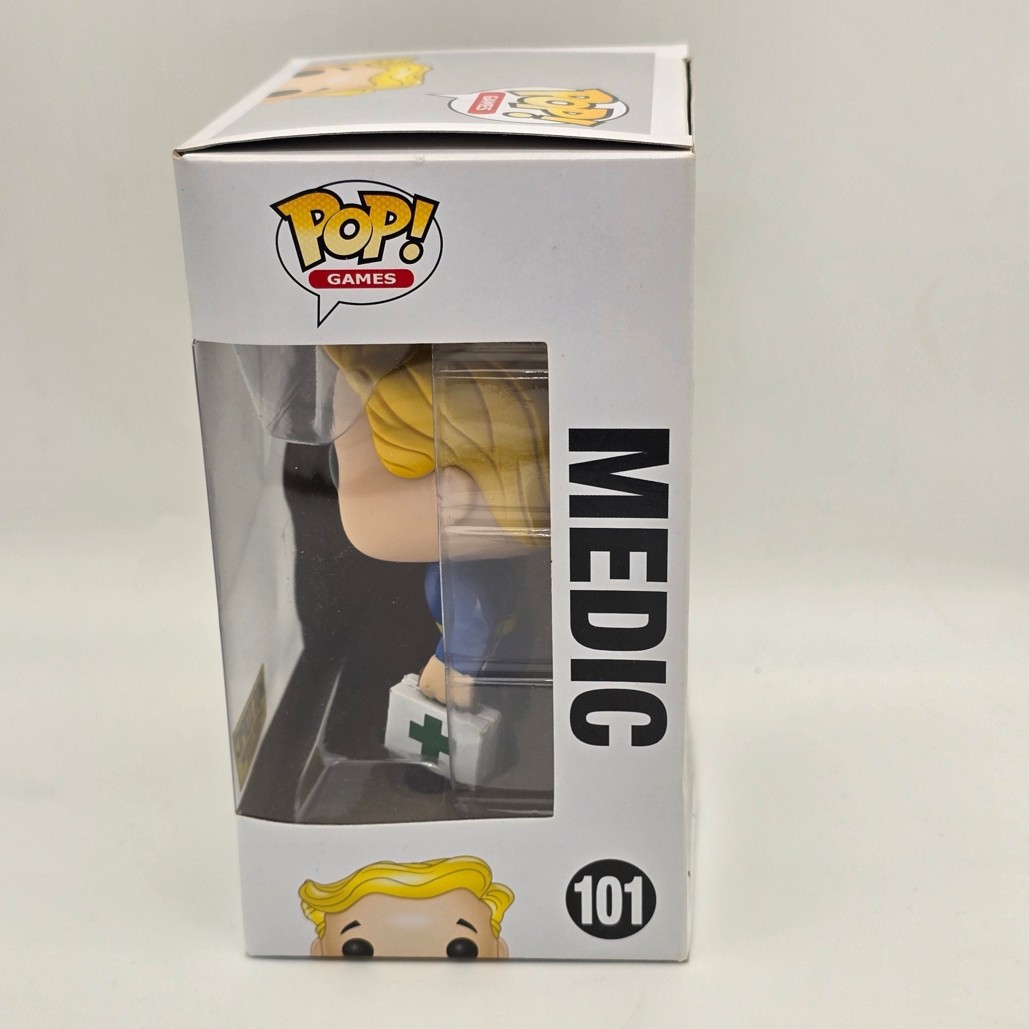 Fallout - Medic - 101 - Hot Topic Exclusive - Games - Funko Pop!