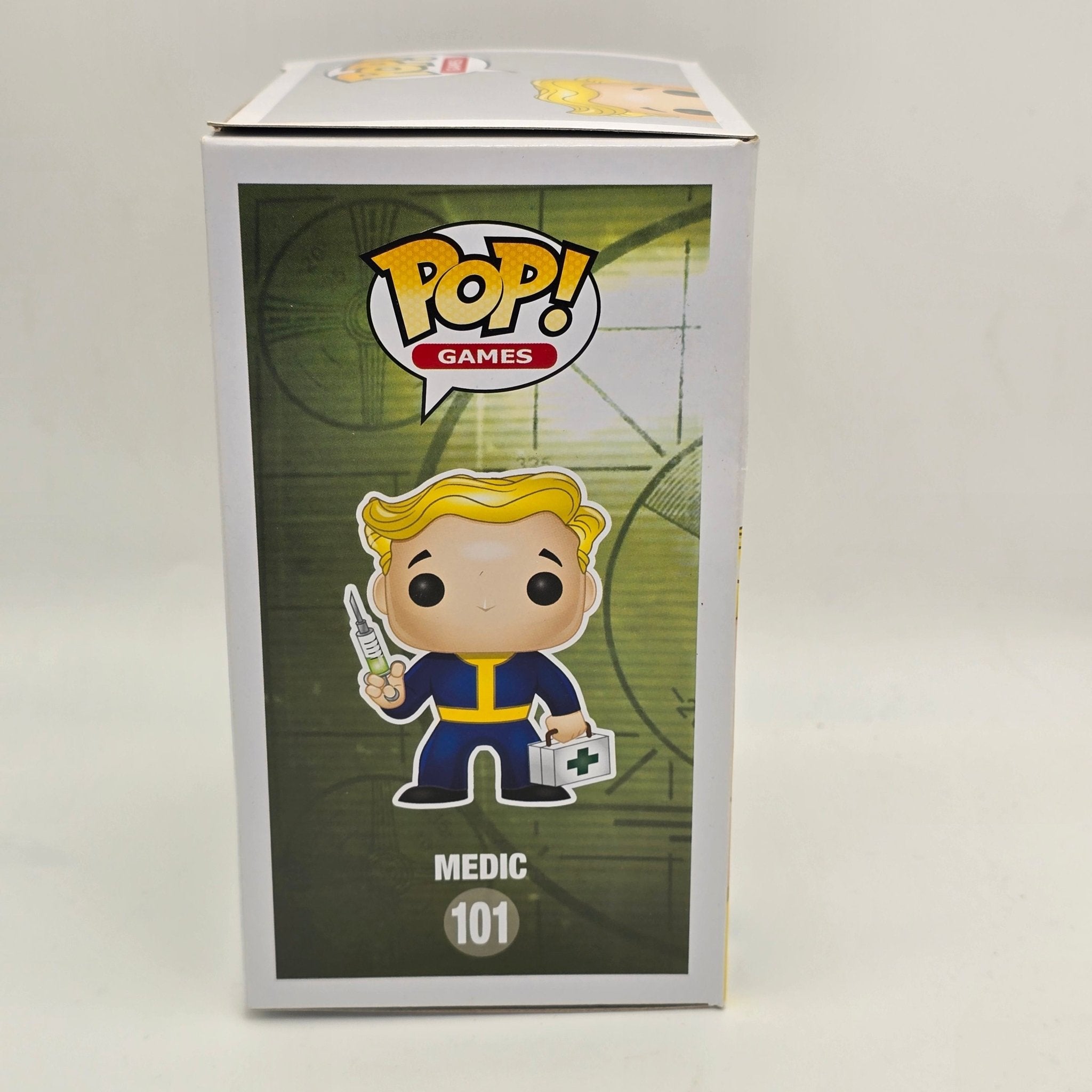 Fallout - Medic - 101 - Hot Topic Exclusive - Games - Funko Pop!