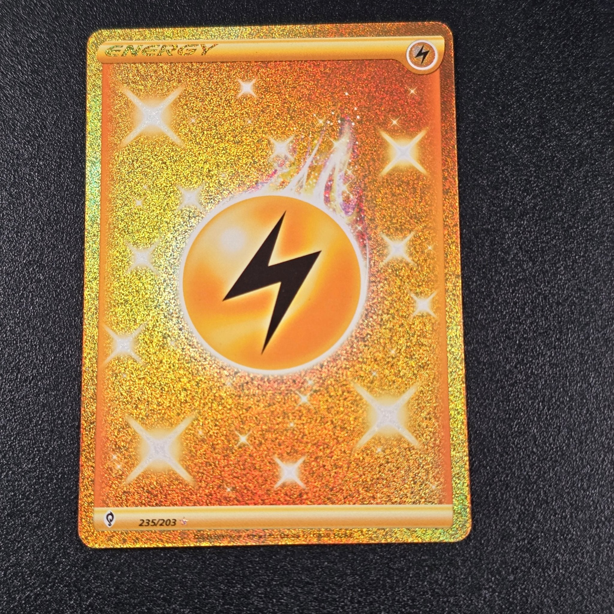Pokémon TCG - Evolving Skies - Lightning Energy - 235/203 - Near Mint
