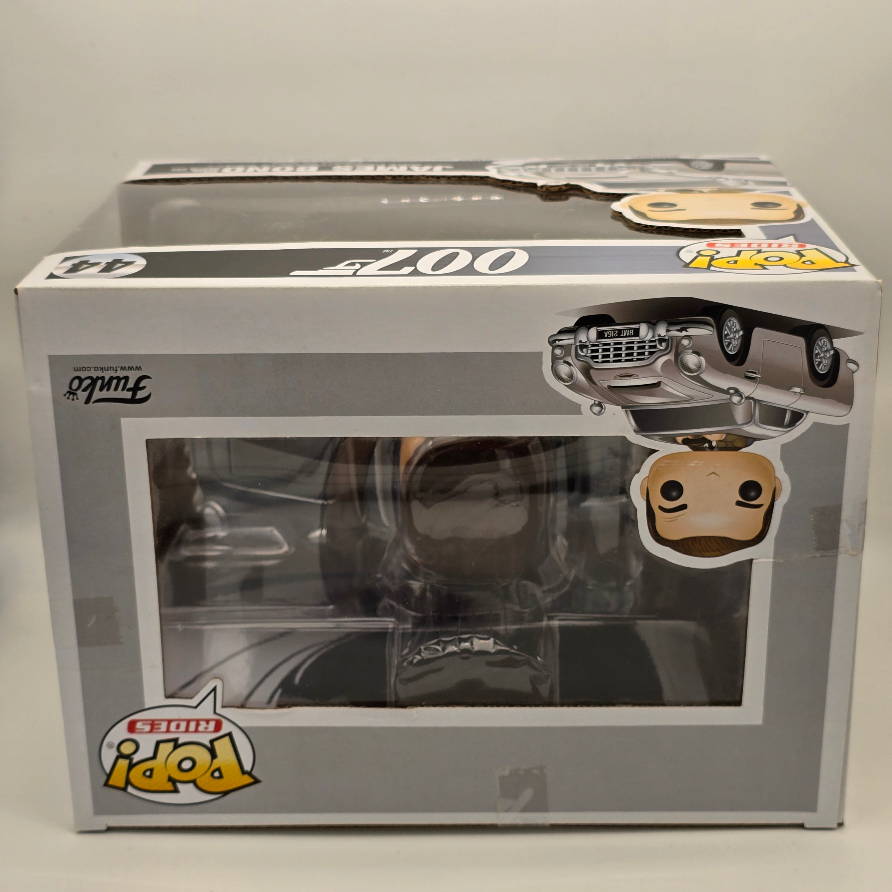 007 - James Bond (with Aston Martin DB5 - #44 - Movies - Funko Pop!