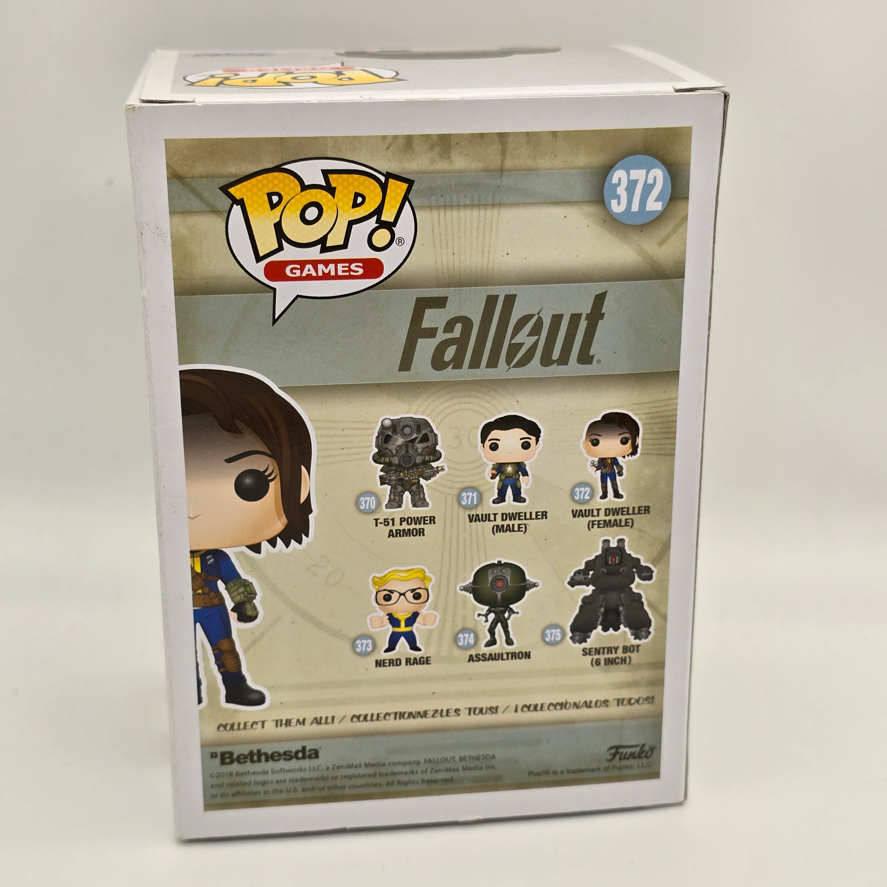 Fallout - Vault Dweller Female - #372 - Games